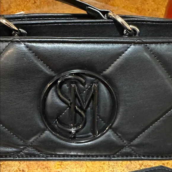 Steve Madden Black Crossbody Bag - Picture 2 of 8